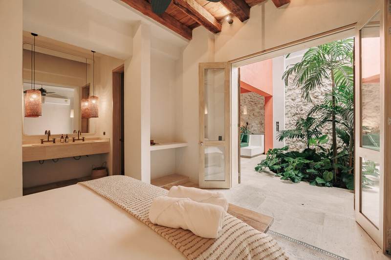 Room 3 — Open to the inner courtyard